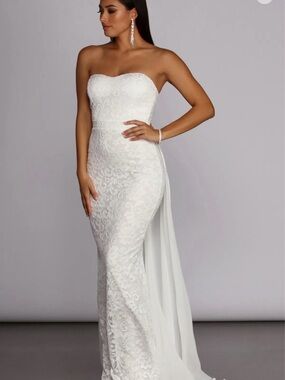 Strapless White Lace Dress with Train